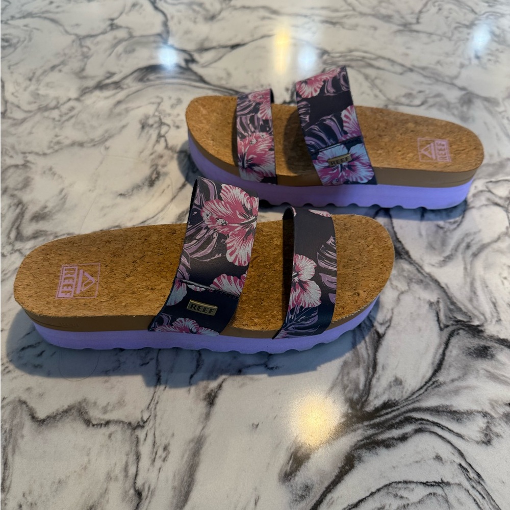 Reef Pink Floral Cork Sandals - Picture 4 of 4